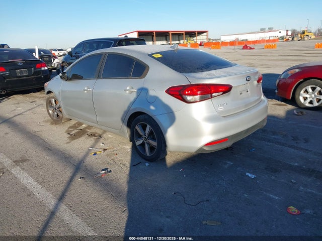 Продаж на аукціоні авто 2018 Kia Forte Lx, vin: 3KPFL4A71JE169747, номер лоту: 44048131
