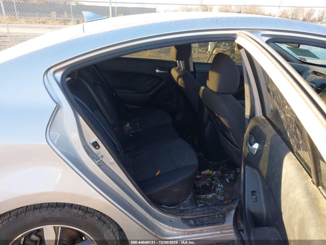 Продаж на аукціоні авто 2018 Kia Forte Lx, vin: 3KPFL4A71JE169747, номер лоту: 44048131