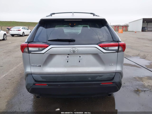 Toyota RAV4 LE 2021 2T3H1RFVXMC145878 Image 16