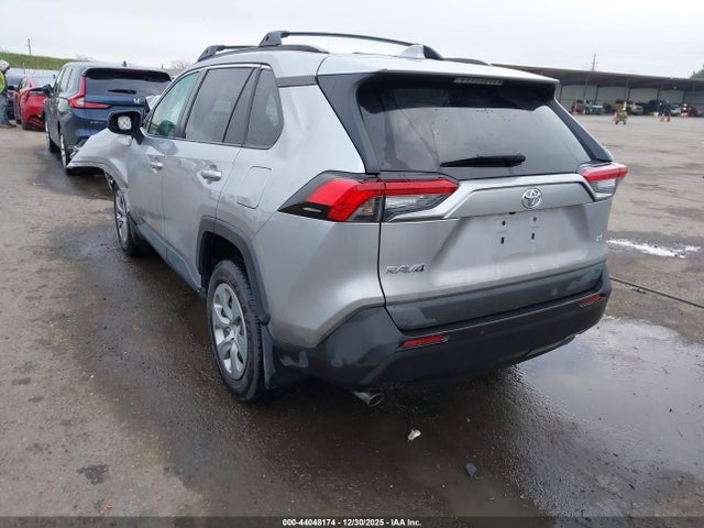 Toyota RAV4 LE 2021 2T3H1RFVXMC145878 Image 3