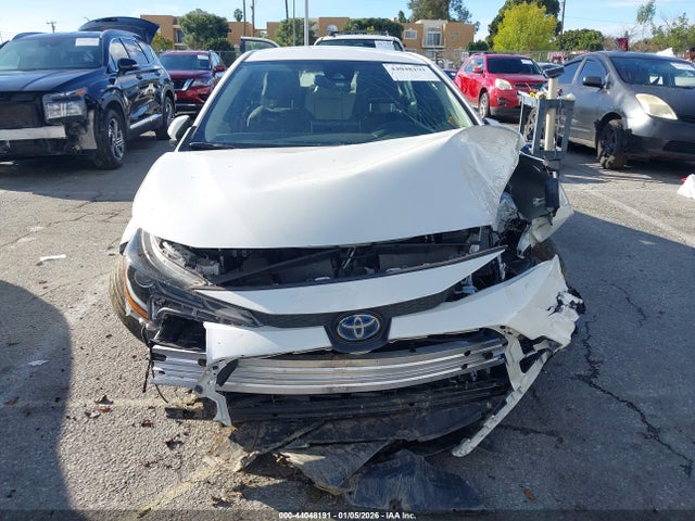 Toyota Corolla Hybrid Le 2021 JTDEAMDE5MJ019868 Image 12