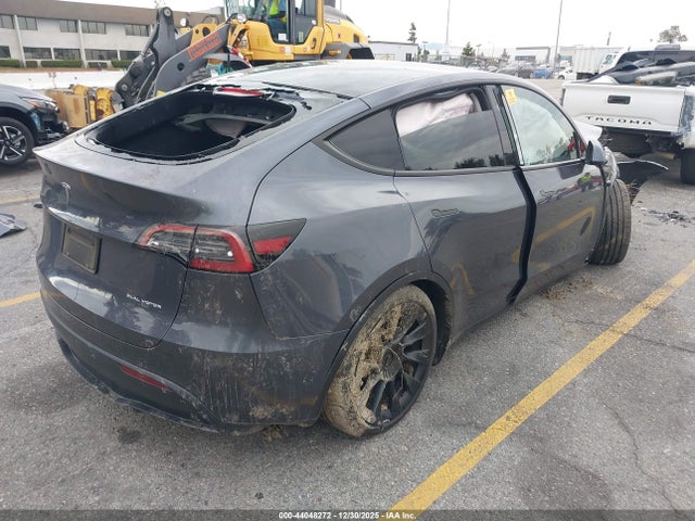 44048272 :رقم المزاد ، 7SAYGAEE1PF897272 vin ، 2023 Tesla Model Y Awd/long Range Dual Motor All-wheel Drive مزاد بيع