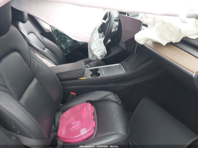 44048272 :رقم المزاد ، 7SAYGAEE1PF897272 vin ، 2023 Tesla Model Y Awd/long Range Dual Motor All-wheel Drive مزاد بيع