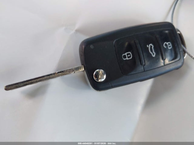 3VWD17AJ8FM233156 Volkswagen Jetta 1.8t Se