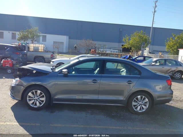 3VWD17AJ8FM233156 Volkswagen Jetta 1.8t Se