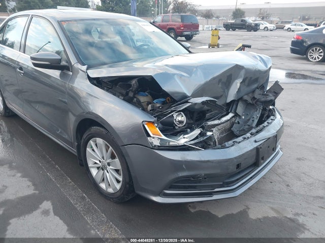 3VWD17AJ8FM233156 Volkswagen Jetta 1.8t Se