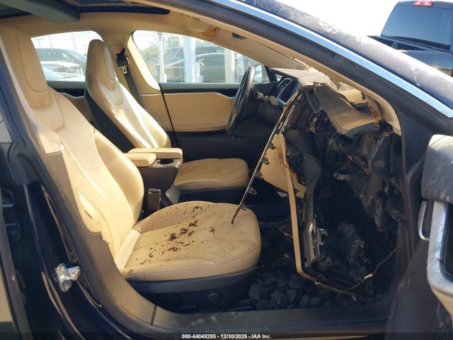 2012 TESLA MODEL S 5YJSA1CN8CFP02236 Photo 4