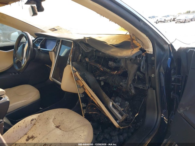 2012 TESLA MODEL S 5YJSA1CN8CFP02236 Photo 5