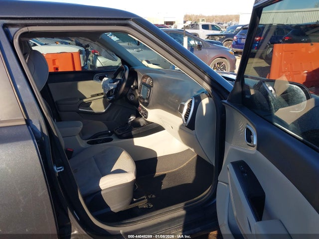 Продажа на аукционе авто 2020 Kia Soul Lx, vin: KNDJ23AU1L7720999, номер лота: 44048289