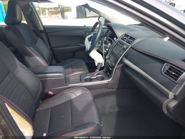 4T1BF1FK5GU508520 Toyota CAMRY SE