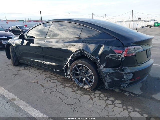 2023 TESLA MODEL 3 5YJ3E1EA4PF704204 Photo 2