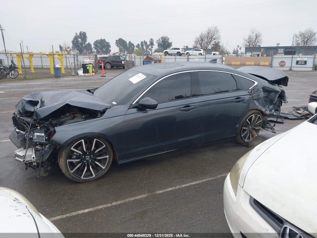 1HGCY2F83RA056621 Honda Accord Hybrid Touring