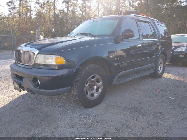 1998 LINCOLN NAVIGATOR 5LMPU28L1WLJ16000 Photo 1