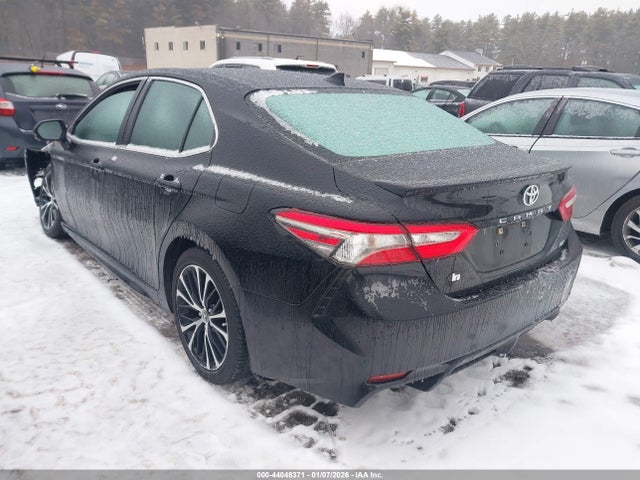 2019 TOYOTA CAMRY 4T1B11HK6KU171554 Photo 2