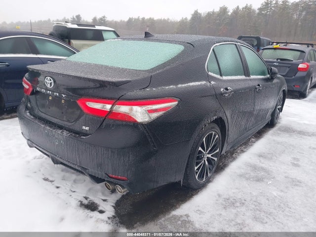 2019 TOYOTA CAMRY 4T1B11HK6KU171554 Photo 3