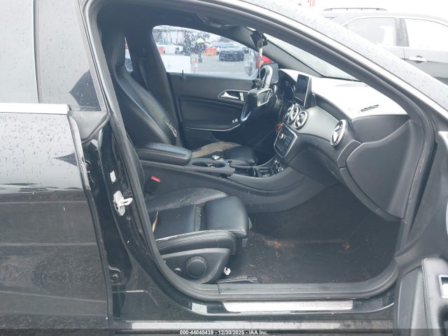 2016 MERCEDES-BENZ CLA 250 WDDSJ4EB1GN314234 Photo 4