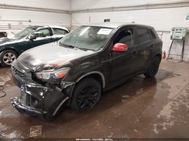 2018 MITSUBISHI OUTLANDER SPORT JA4AR3AU8JU008686 Photo 1