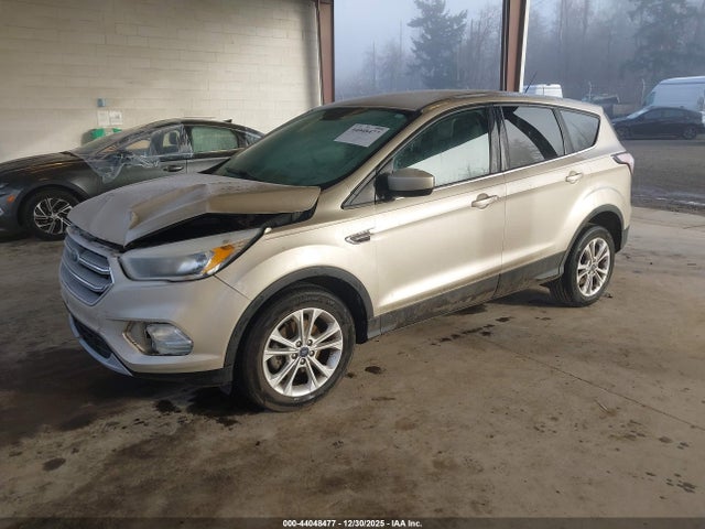 1FMCU0GD1HUA52697 Ford ESCAPE SE