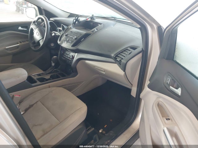 1FMCU0GD1HUA52697 Ford ESCAPE SE
