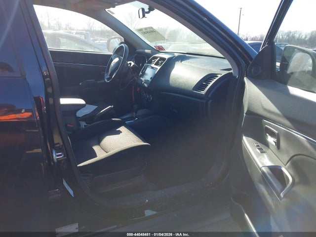 2019 MITSUBISHI OUTLANDER SPORT JA4AP3AU8KU014396 Photo 4