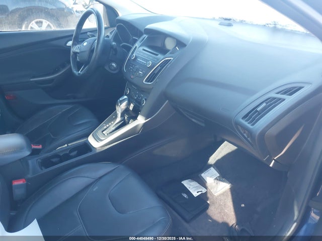 Ford FOCUS SE 2016 1FADP3F20GL336950 Image 5