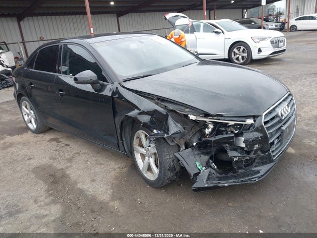 2015 AUDI A3 WAUACGFF4F1099129 Photo 0