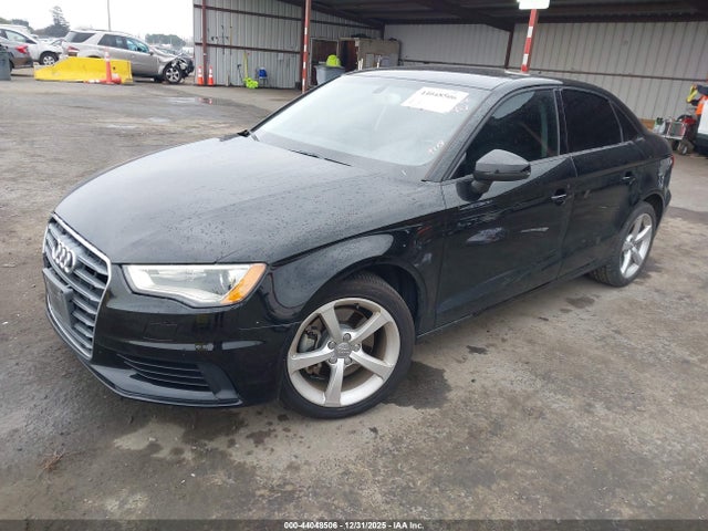 2015 AUDI A3 WAUACGFF4F1099129 Photo 1