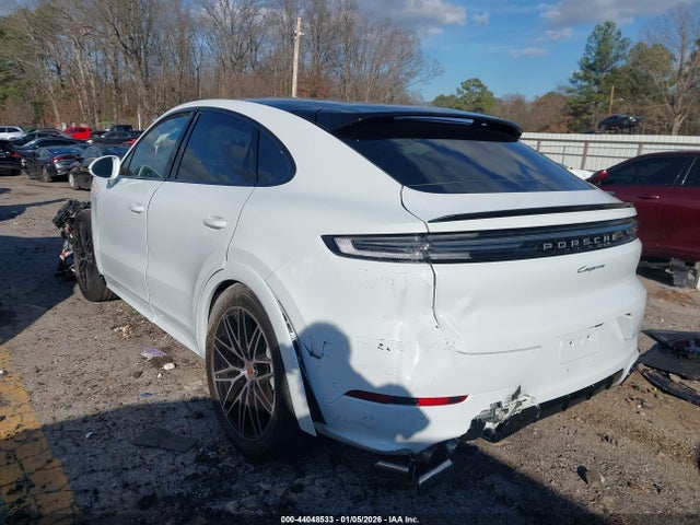 2025 PORSCHE CAYENNE COUPE WP1BA2AY1SDA31435 Photo 2