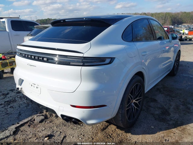 2025 PORSCHE CAYENNE COUPE WP1BA2AY1SDA31435 Photo 3