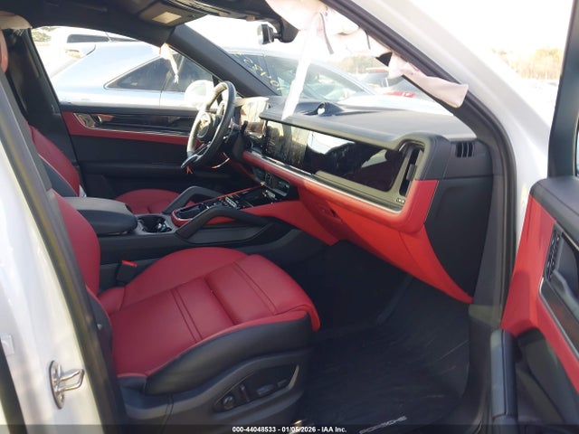 2025 PORSCHE CAYENNE COUPE WP1BA2AY1SDA31435 Photo 4