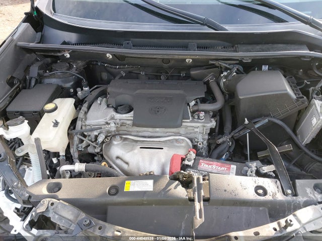 Toyota RAV4 LE 2018 2T3ZFREV3JW442427 Image 10