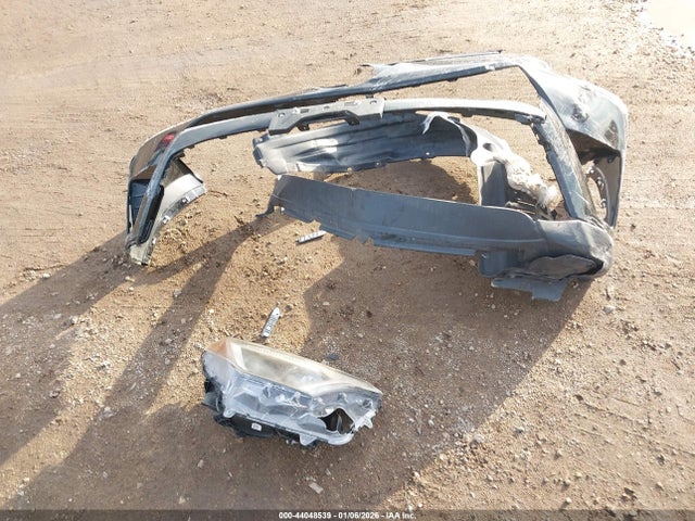 Toyota RAV4 LE 2018 2T3ZFREV3JW442427 Image 11