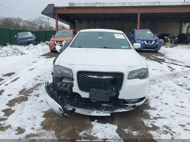 Aukcja sprzedaży 2015 Chrysler 300, vin: 2C3CCAGG4FH838375, numer aukcji: 44048557