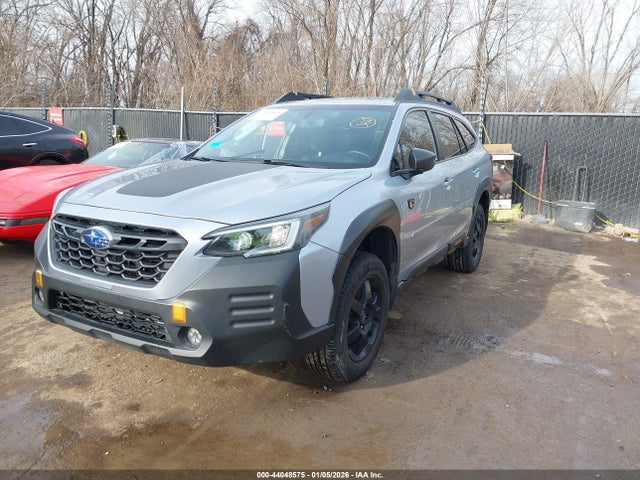 44048575 :رقم المزاد ، 4S4BTGUD4N3135022 vin ، 2022 Subaru Outback Wilderness مزاد بيع