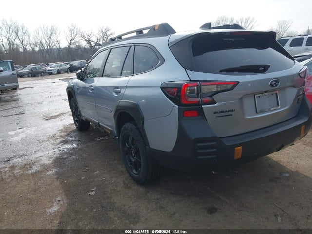 44048575 :رقم المزاد ، 4S4BTGUD4N3135022 vin ، 2022 Subaru Outback Wilderness مزاد بيع