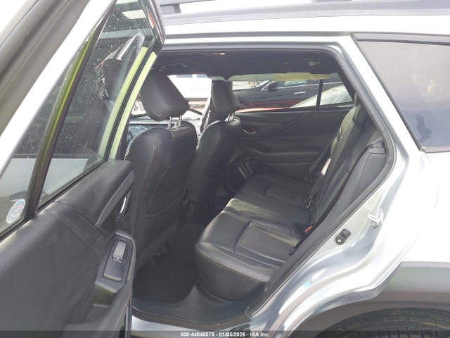 44048575 :رقم المزاد ، 4S4BTGUD4N3135022 vin ، 2022 Subaru Outback Wilderness مزاد بيع