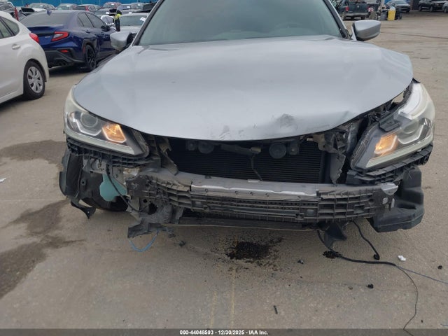1HGCR2F33HA270041 Honda ACCORD LX