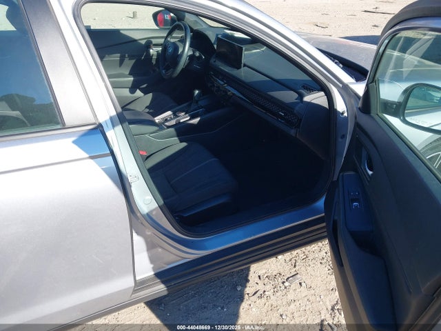1HGCY2F59PA015624 Honda Accord Hybrid Sport