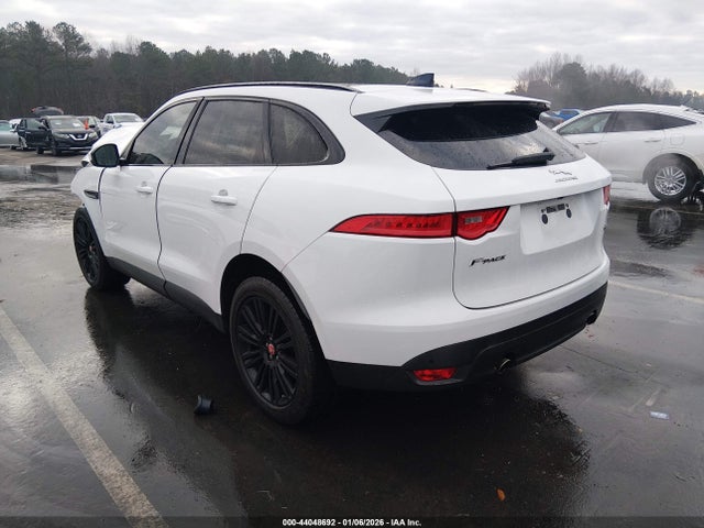 2020 JAGUAR F-PACE SADCJ2FX7LA627372 Photo 2