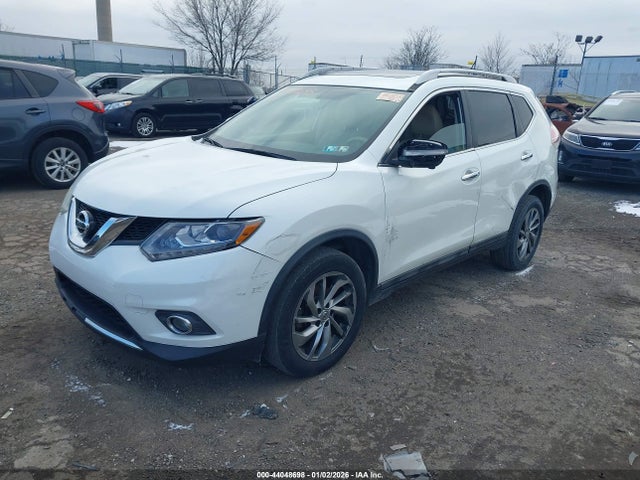 5N1AT2MV0FC835029 Nissan Rogue Sl
