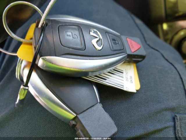 2017 INFINITI QX30 SJKCH5CR7HA032461 Photo 10