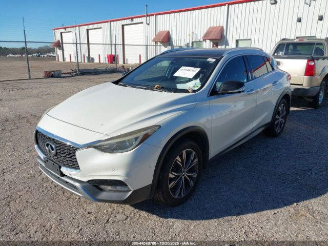 2017 INFINITI QX30 SJKCH5CR7HA032461 Photo 1