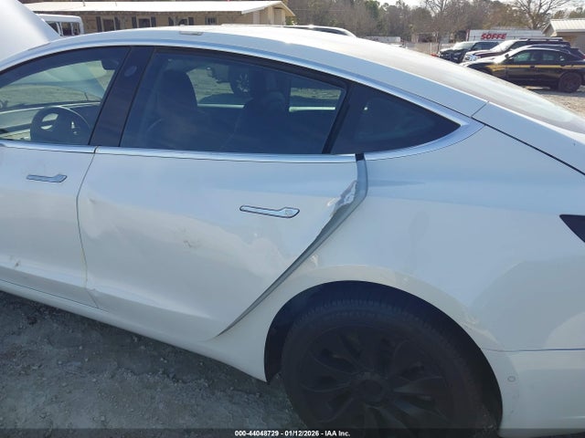 2020 TESLA MODEL 3 5YJ3E1EA0LF504589 Photo 5