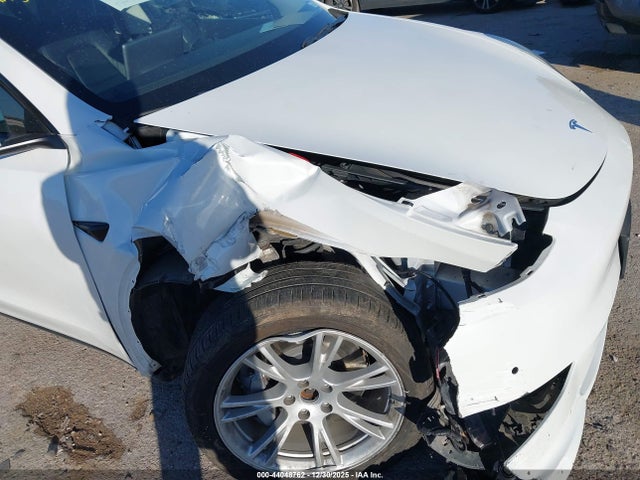 2021 TESLA MODEL Y 5YJYGDEEXMF071658 Photo 5