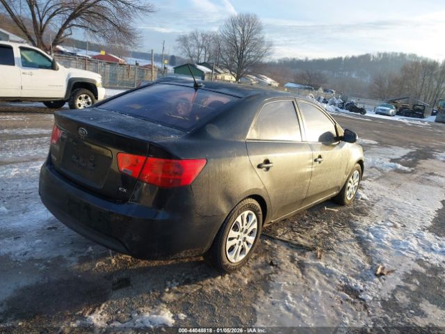 2013 KIA FORTE KNAFU4A2XD5734205 Photo 3