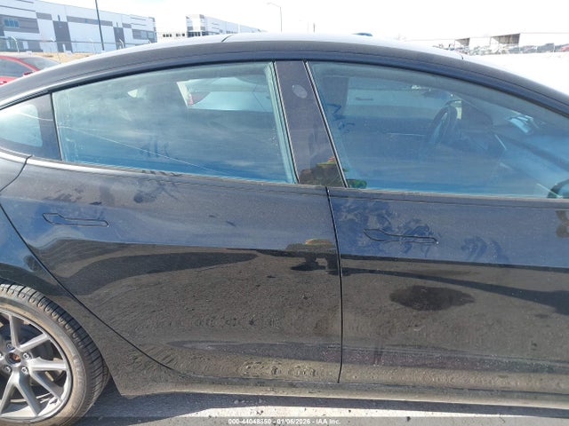 2023 Tesla Model 3 Rear-wheel Drive მანქანა იყიდება აუქციონზე, vin: 5YJ3E1EA8PF453431, აუქციონის ნომერი: 44048850