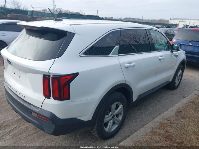 5XYRGDLC0MG030356 KIA SORENTO LX