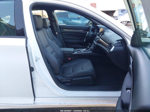1HGCV1F3XNA076351 Honda Accord Sport
