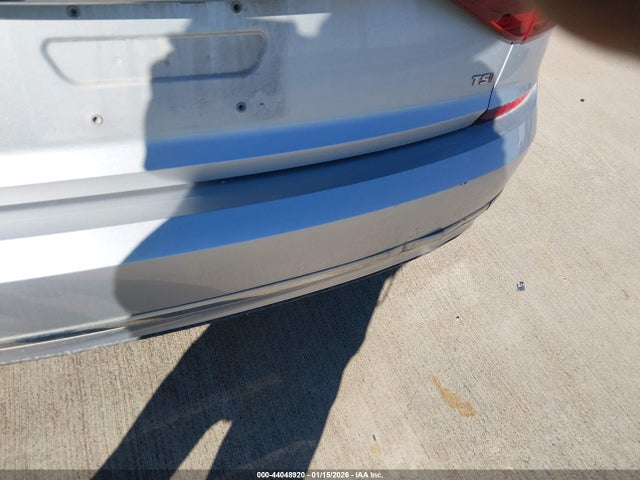 1VWAT7A35HC058142 Volkswagen Passat 1.8t S
