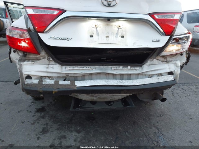 Toyota CAMRY LE 2016 4T4BF1FK8GR526483 Image 18